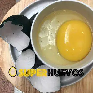 yema huevo de emu